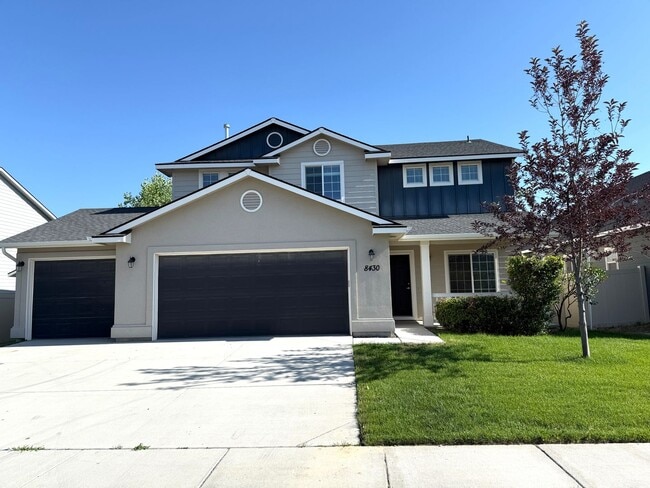 8430 E Rathdrum Dr