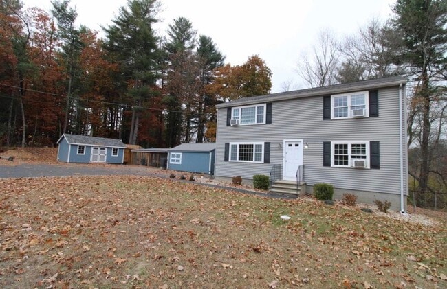 46 Atwood Rd, Unit 46 in Pelham, NH - Foto de edificio - Building Photo