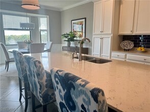 9584 Trevi Ct in Naples, FL - Foto de edificio - Building Photo