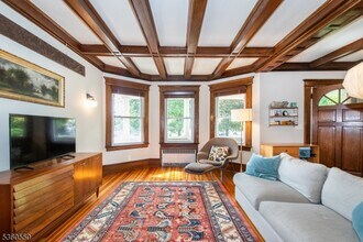 175 Washington St in Bloomfield, NJ - Building Photo - Building Photo