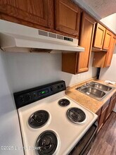 3422 Shagbark Rd in Louisville, KY - Building Photo - Building Photo