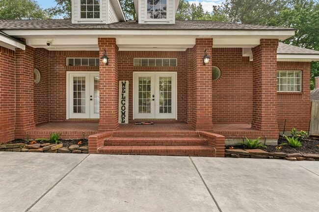 113 Inverness in Montgomery, TX - Building Photo - Building Photo