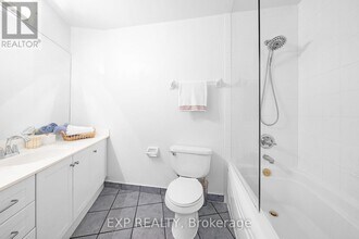 115 Richmond St E in Toronto, ON - Building Photo - Building Photo
