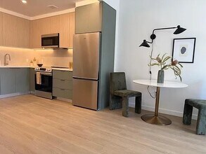 158 Lott St in Brooklyn, NY - Building Photo - Building Photo