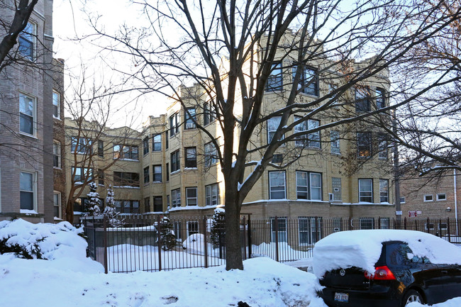 5542 N Artesian Ave in Chicago, IL - Building Photo - Building Photo