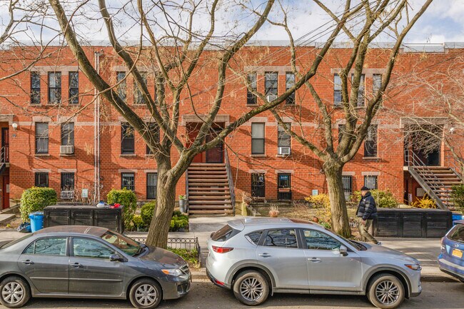 84 President St in Brooklyn, NY - Building Photo - Building Photo
