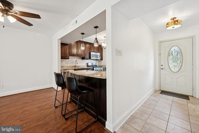 5806 Red Haven Dr in Evesham, NJ - Building Photo - Building Photo