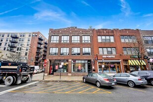 935 W Randolph St in Chicago, IL - Building Photo