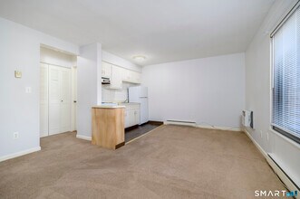 445 Hope St in Stamford, CT - Building Photo - Building Photo