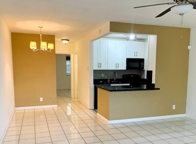 property at 2915 Plunkett St