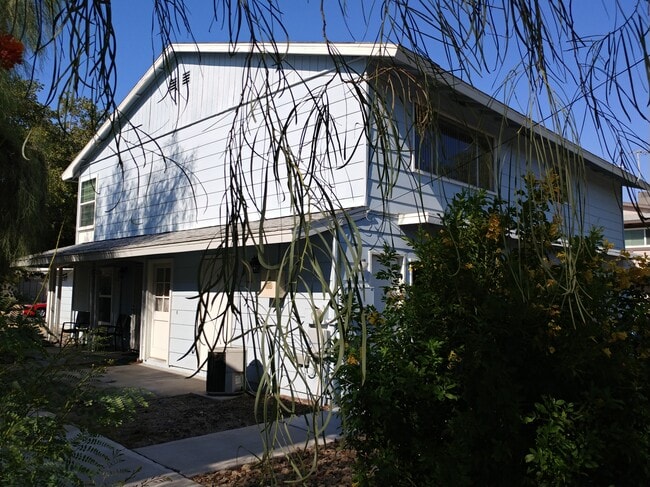 1379 Dorothy Ave, Unit 4 in Las Vegas, NV - Building Photo - Building Photo