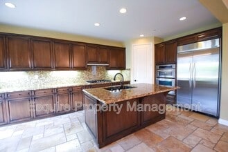 4072 Farralon Way in Oxnard, CA - Building Photo - Building Photo
