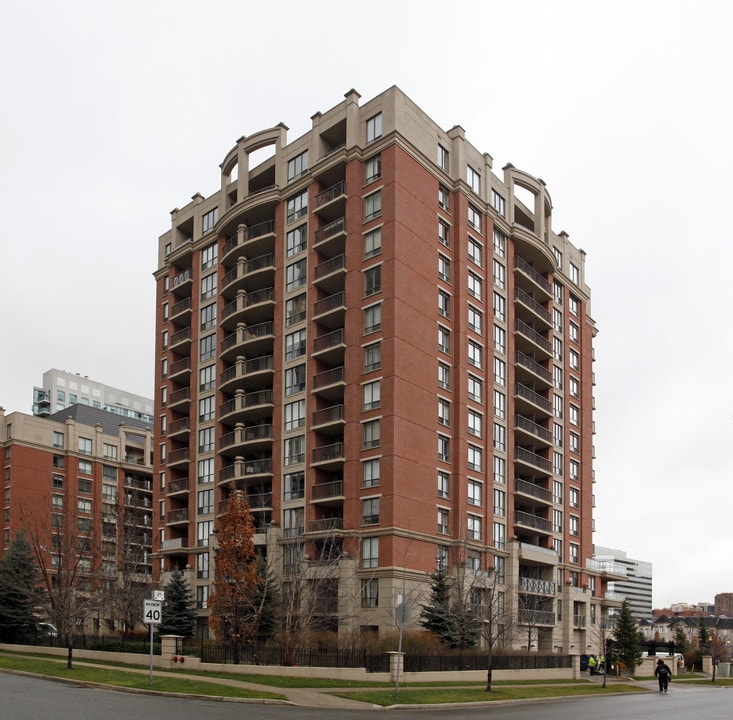 55 Harrison Garden Blvd in Toronto, ON - Building Photo