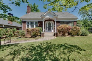 812 Adair Ave NE in Atlanta, GA - Building Photo