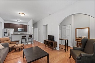 5956 Kingsbury Ave, Unit 1F in St. Louis, MO - Building Photo - Building Photo