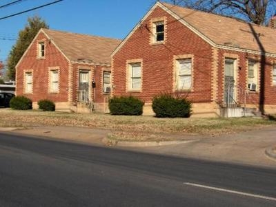 Windsor Court Plaza in Springfield, MO - Building Photo - Building Photo