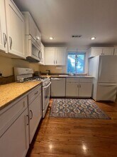 1233 Orchid St in Ashland, OR - Building Photo - Building Photo