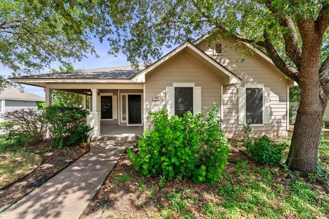 298 Hogan in Kyle, TX - Building Photo - Building Photo