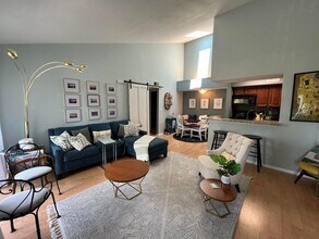 1481 Center Street Ext, Unit #1607 in Mount Pleasant, SC - Foto de edificio - Building Photo