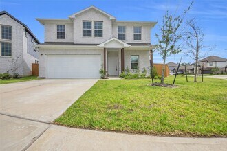 15100 Crown Mnr Dr in Houston, TX - Building Photo - Building Photo