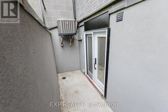 62 Columbus Ave in Ottawa, ON - Building Photo - Building Photo