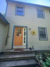 144 Old Pennellville Rd in Brunswick, ME - Building Photo - Building Photo