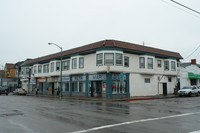 1060 E 12th St in Oakland, CA - Building Photo - Building Photo