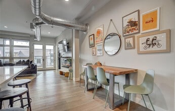 3198 Blake St, Unit 06 in Denver, CO - Building Photo - Building Photo