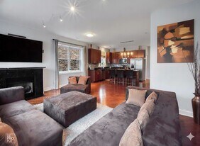 3610 S Ellis Ave in Chicago, IL - Building Photo