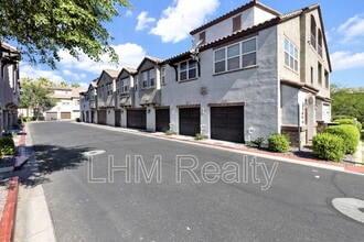 2210 E Huntington Dr in Phoenix, AZ - Foto de edificio - Building Photo