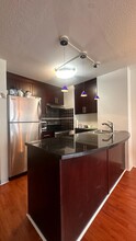 1333 Hornby St in Vancouver, BC - Building Photo - Building Photo