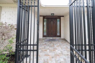 7546 Maple Tree Dr in Houston, TX - Building Photo - Building Photo