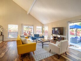 11618 Sherwood Forest in Austin, TX - Building Photo