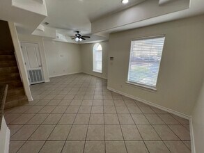 1000 Ranchway in Laredo, TX - Building Photo - Building Photo