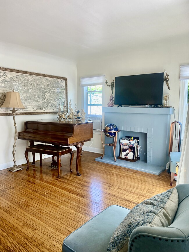 11323 Mississippi Ave, Unit 11323