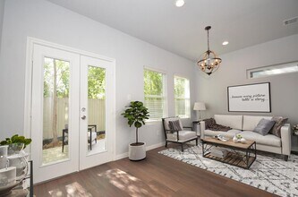 18825 Luminescent Ln in Spring, TX - Building Photo - Building Photo