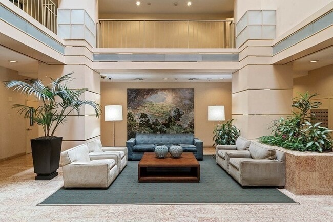 44 Washington St in Brookline, MA - Building Photo - Building Photo