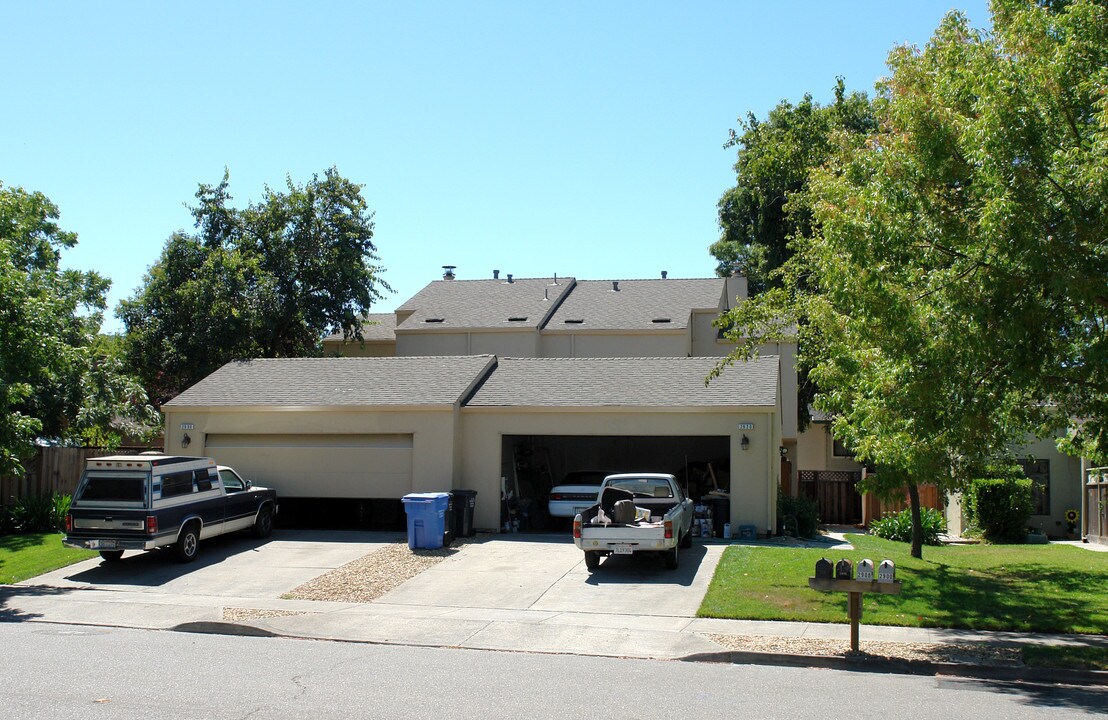 2920 Tachevah Dr in Santa Rosa, CA - Building Photo