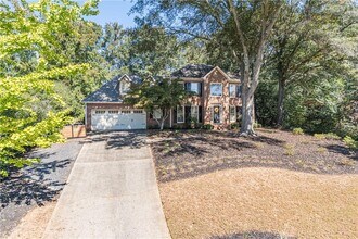 310 Bent Grass Dr in Roswell, GA - Building Photo - Building Photo