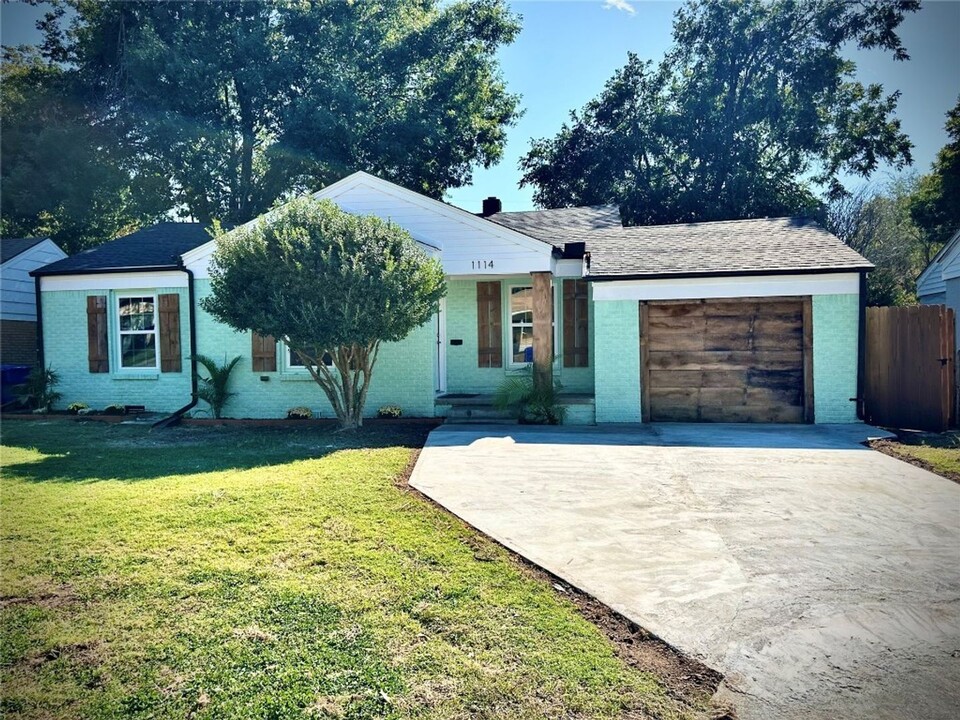 1114 E Louisiana St in Norman, OK - Building Photo