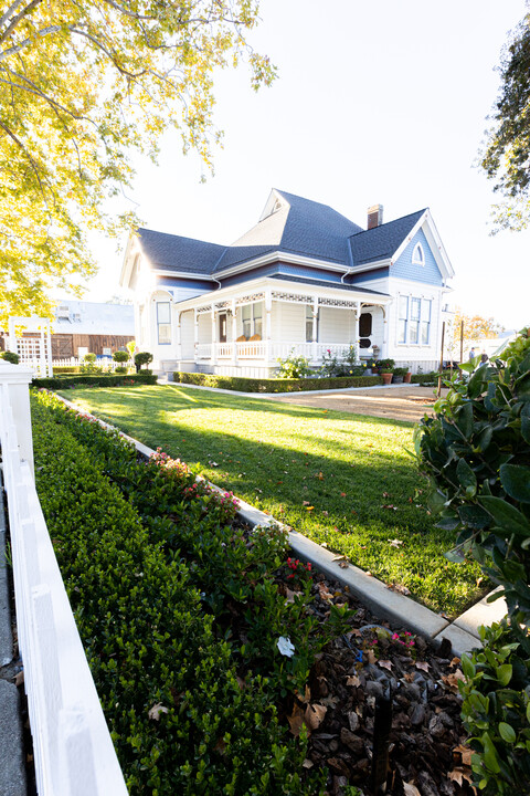 11 E Main St in Winters, CA - Building Photo