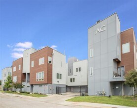 1515 S Akard St in Dallas, TX - Building Photo - Building Photo