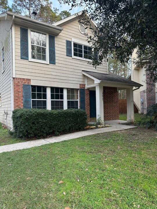 22065 Ringwood Ct in Porter, TX - Building Photo