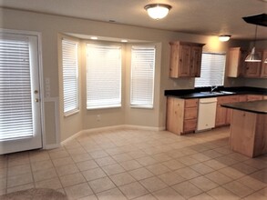 3872 W 800 S in Syracuse, UT - Building Photo - Building Photo
