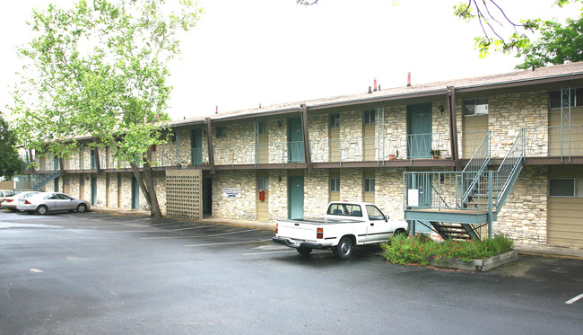 Goodrich Apartments in Austin, TX - Foto de edificio - Building Photo