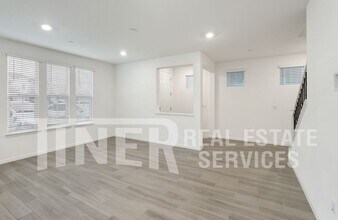 1580 Parkside Way in Roseville, CA - Building Photo - Building Photo