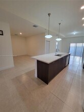8151 NW 104th Ave-Unit -36 in Doral, FL - Building Photo - Building Photo