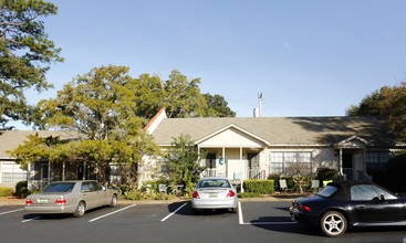 St.James Place apartments in Fairhope, AL - Building Photo - Building Photo