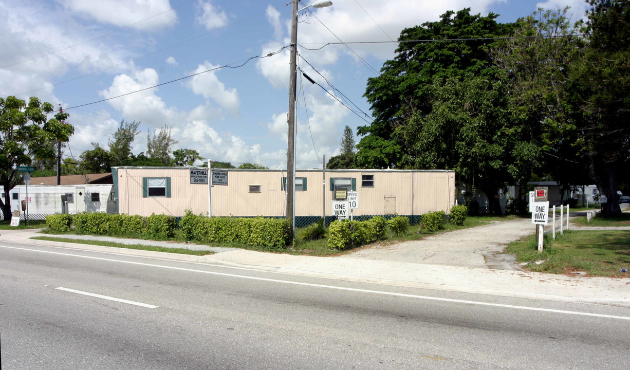 Haverhill Mobile Home Park in West Palm Beach, FL - Building Photo