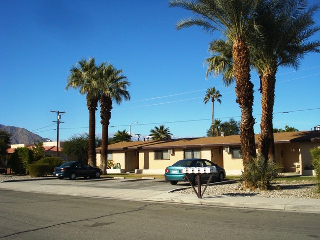 3910 E Calle De Carlos in Palm Springs, CA - Building Photo - Building Photo